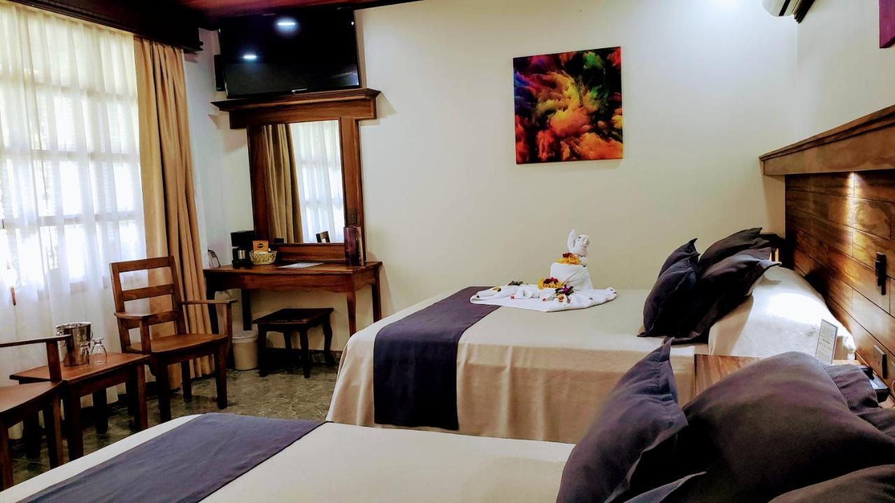 Hotel Volcano Lodge, & Thermal Experience